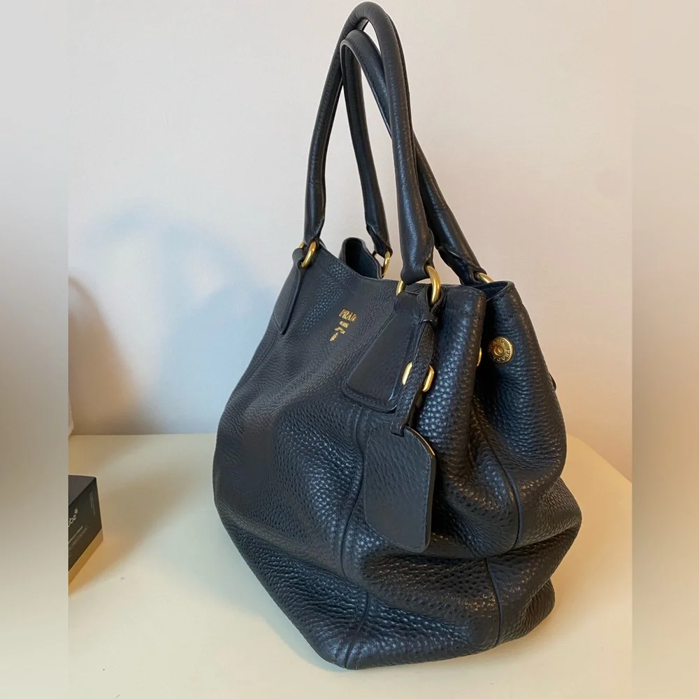 Prada Vitello Daino Tote Bag - Picture 3 of 10